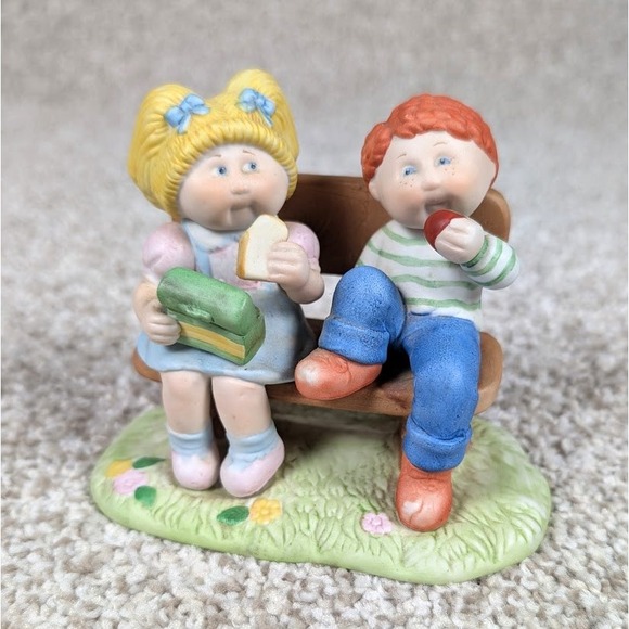 1985 Cabbage Patch Kids Figurine Lunch Break Vintage Decor - Picture 1 of 8